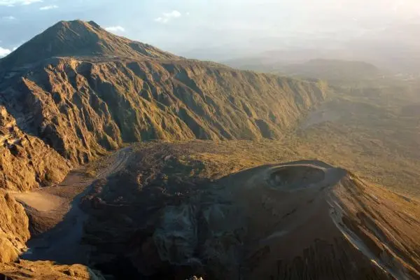 Meru Crater Route